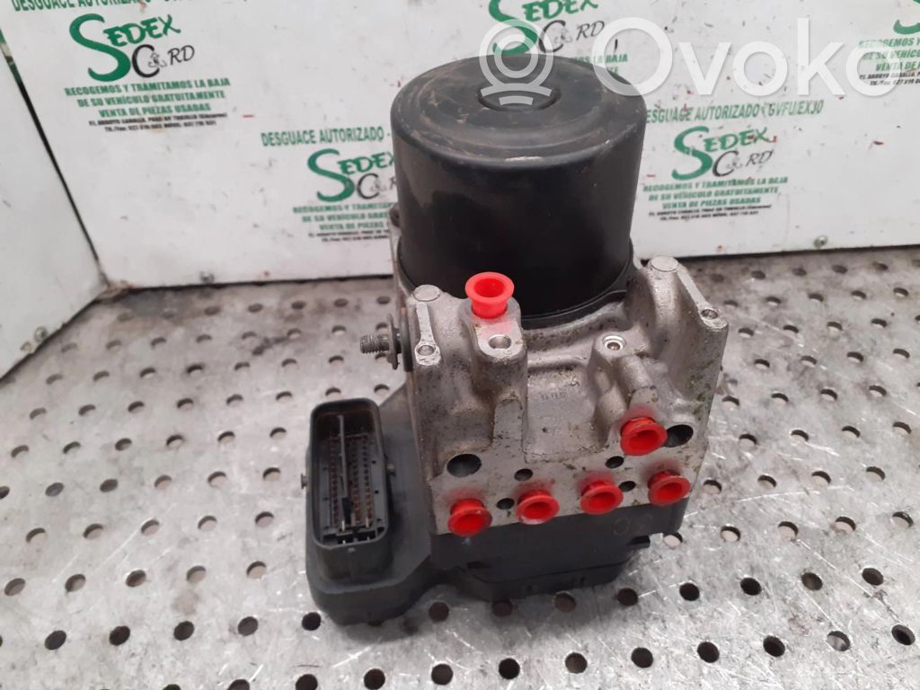 Toyota RAV 4 (XA20) ABS bloks 