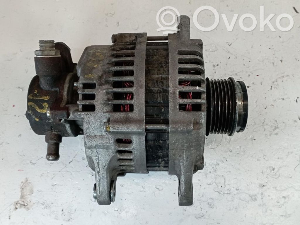 Opel Astra H Générateur / alternateur 