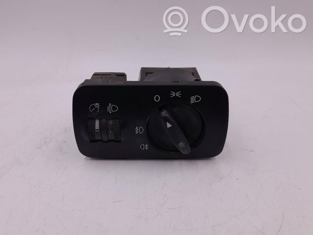 Seat Leon (1M) Interruptor de luz 