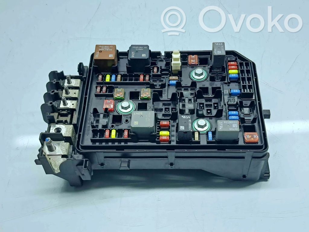 Módulo de fusible   39040849