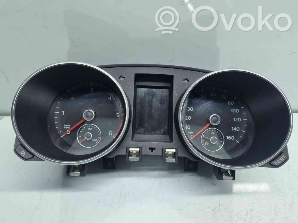 Volkswagen Golf VI Velocímetro (tablero de instrumentos) 