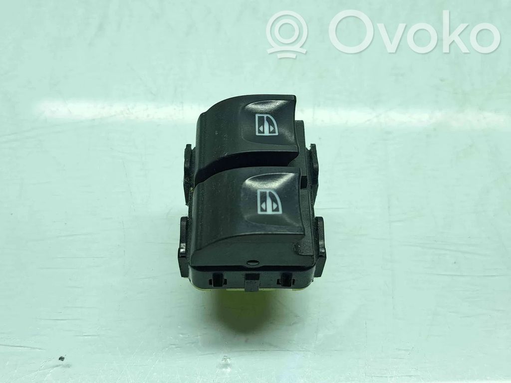 Renault Clio IV Alte comutatoare/butoane 