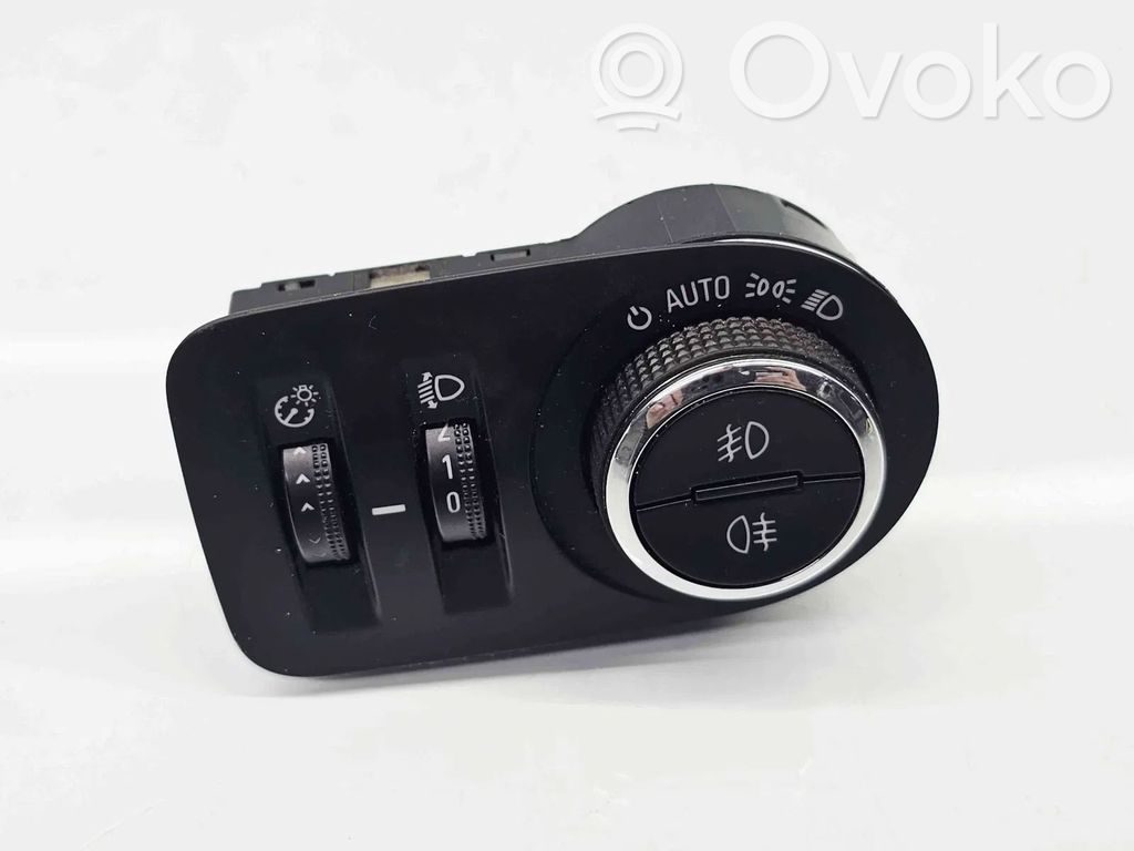 Opel Corsa D Light switch 