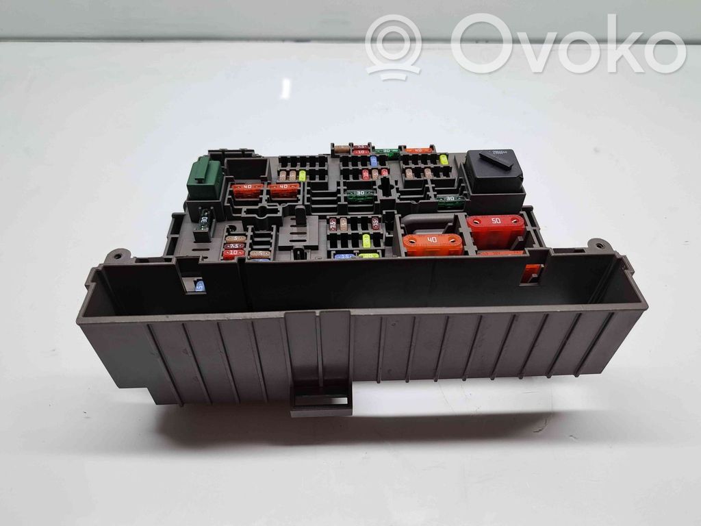 BMW 1 E82 E88 Modulo fusibile 