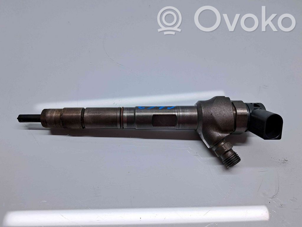 Inyector de combustible   03L130277J
