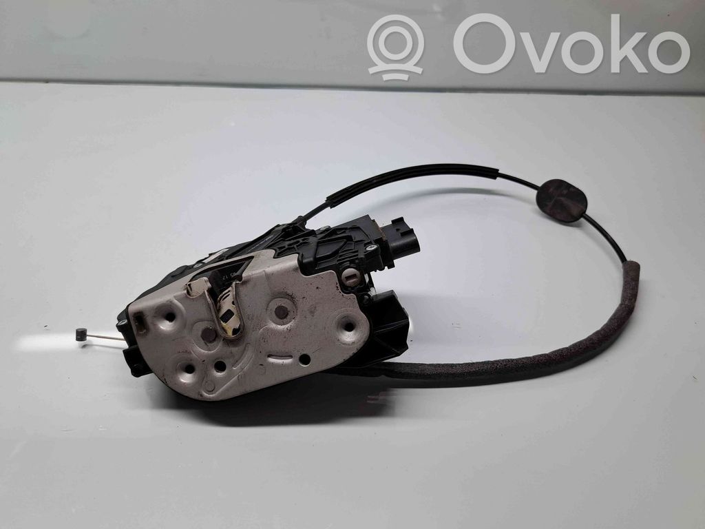 Ford B-MAX Front door lock (next to the handle) 
