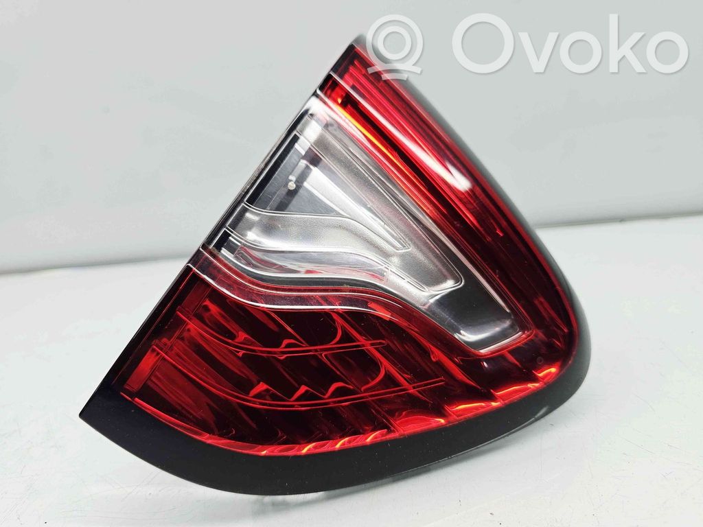 Renault Captur Rear/tail lights 