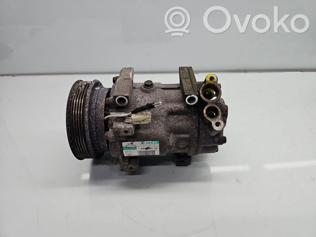 Dacia Duster Air conditioning (A/C) compressor (pump) 