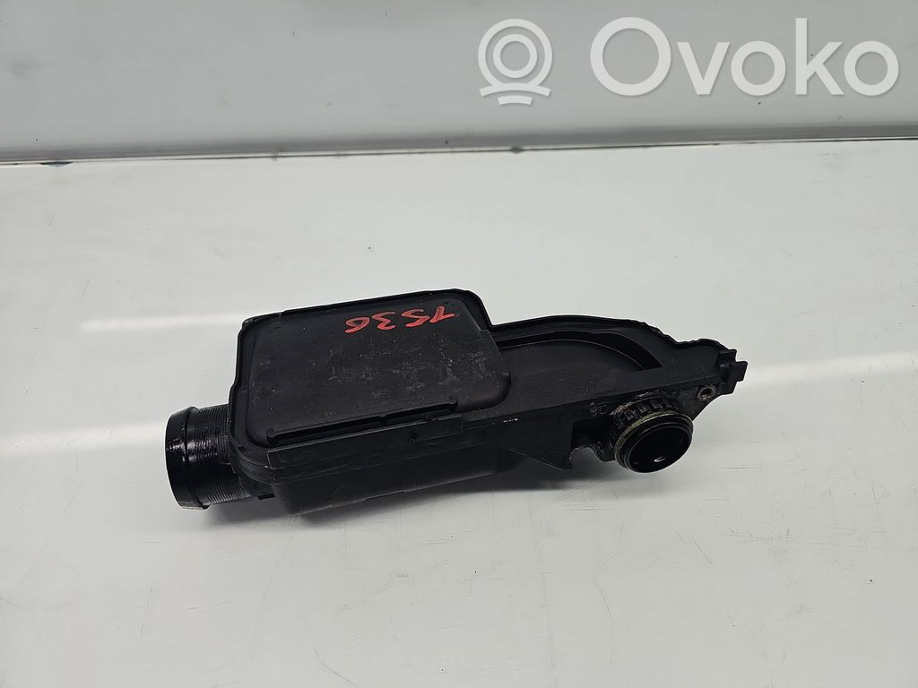 Peugeot 307 Ohjaamon sisäilman mikrosuodattimen kansi 