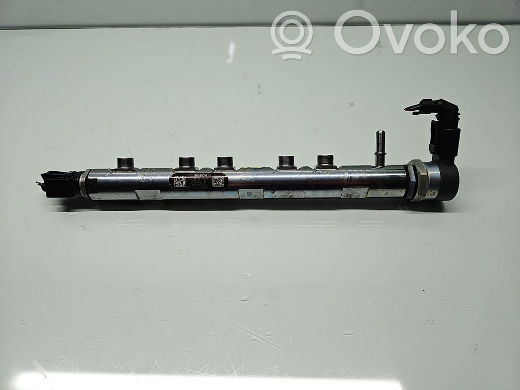 BMW 5 F10 F11 Tubo principal de alimentación del combustible 