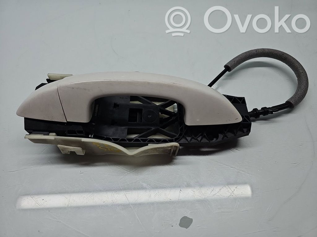Manecilla externa puerta trasera   LF9E