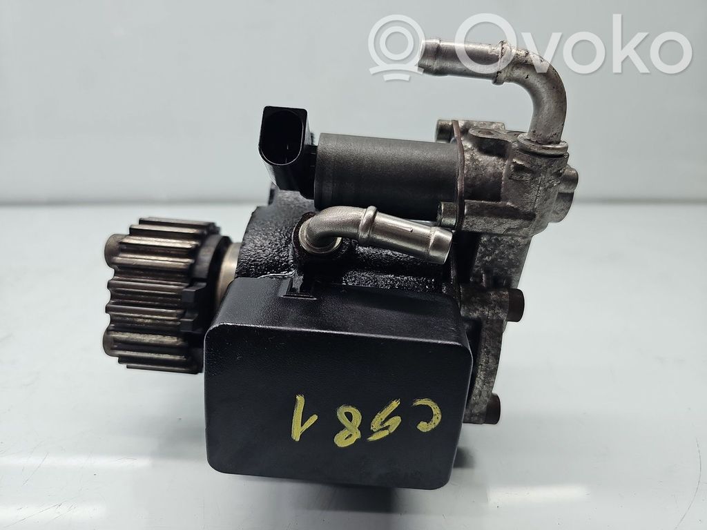 Skoda Fabia Mk2 (5J) Pompa wtryskowa wysokiego ciśnienia 