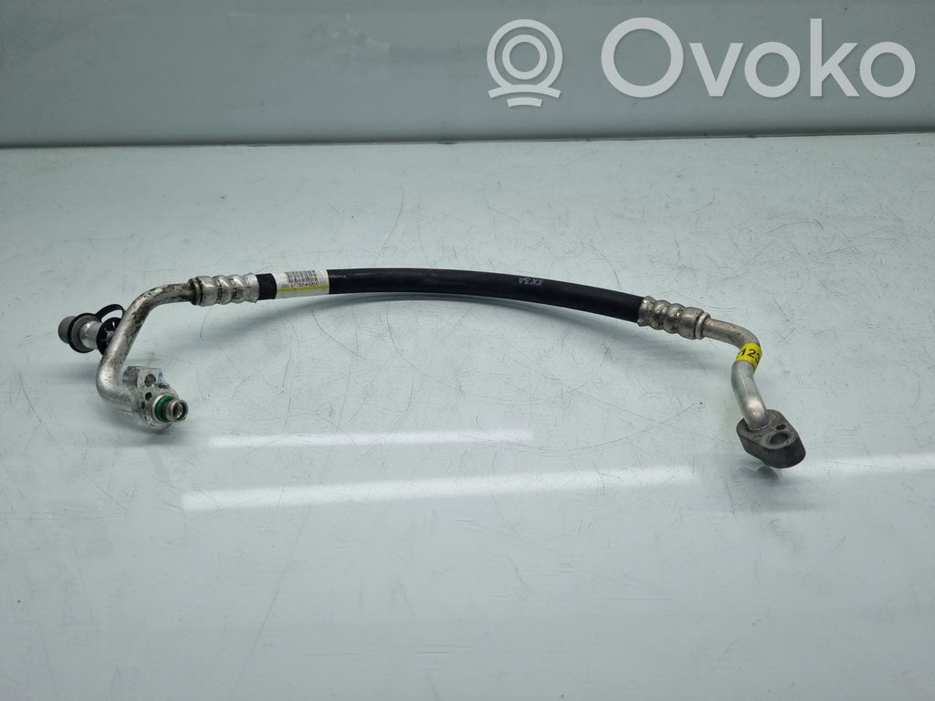 Ilmastointilaitteen putki (A/C)   97762A6250