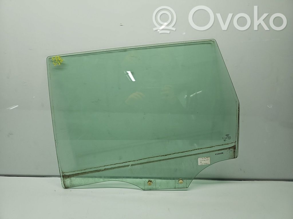 Luna de la puerta trasera   OEM