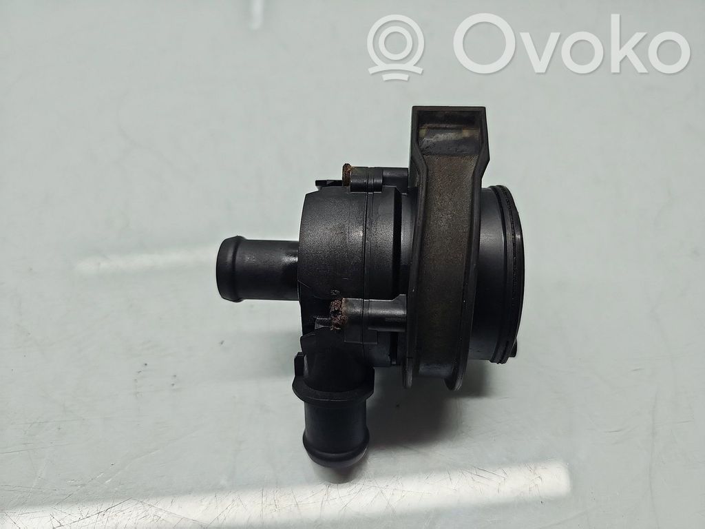 Vesipumppu   5C0965567A