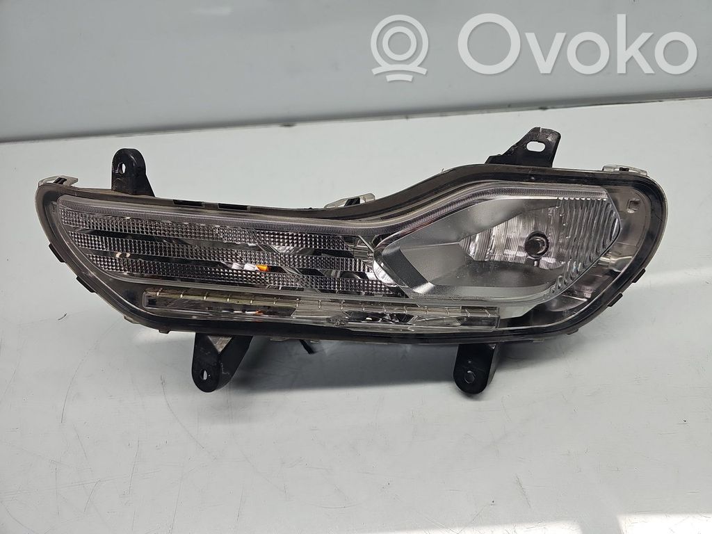 Etusumuvalo   CV4413B221AG