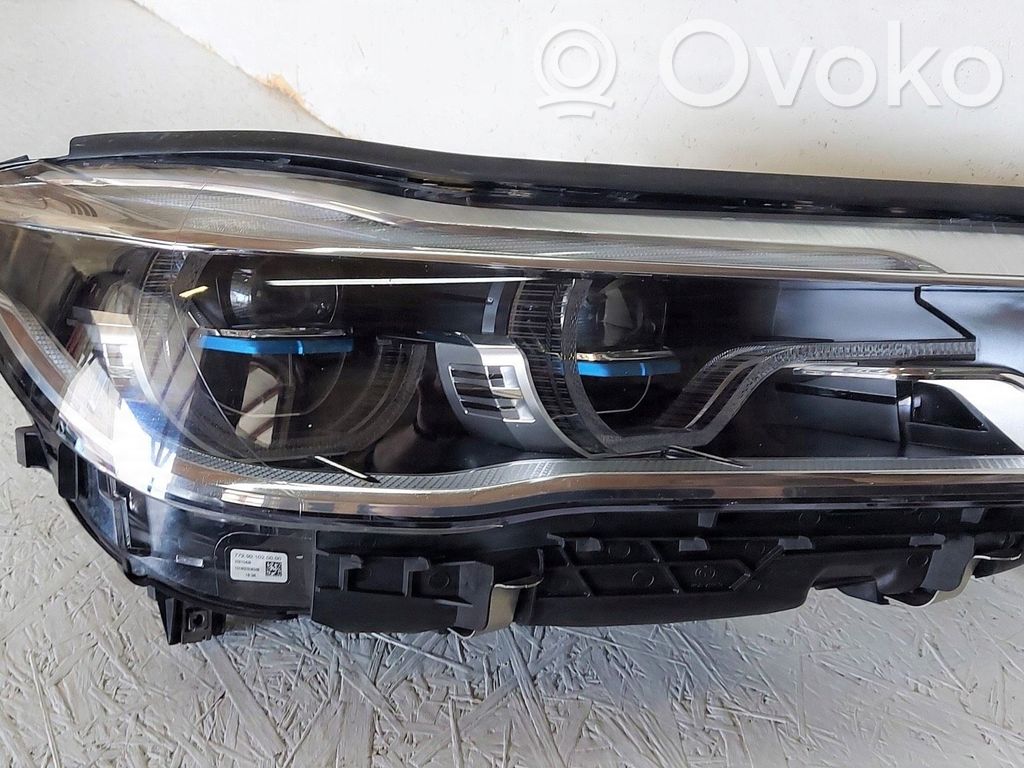 BMW 7 G11 G12 Lampa przednia 