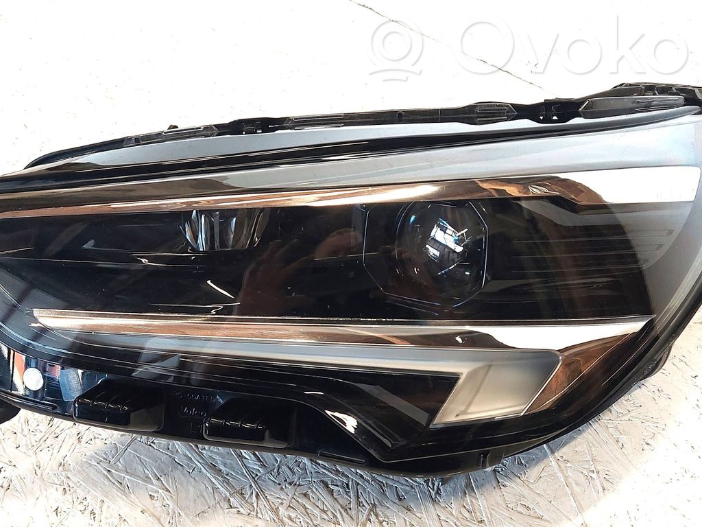 Opel Corsa F Scheinwerfer 
