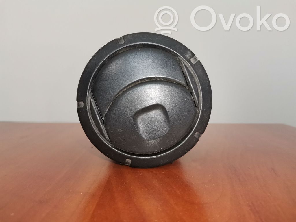 Renault Master II Boczna kratka nawiewu deski rozdzielczej 