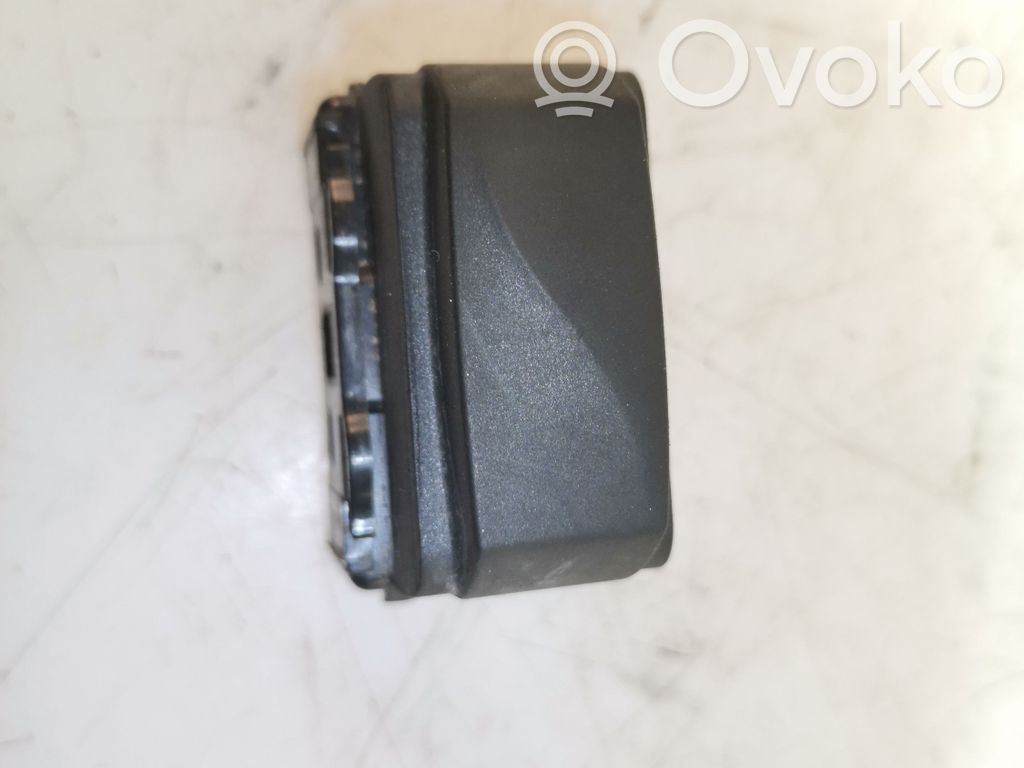 Renault Master III Inny element deski rozdzielczej 
