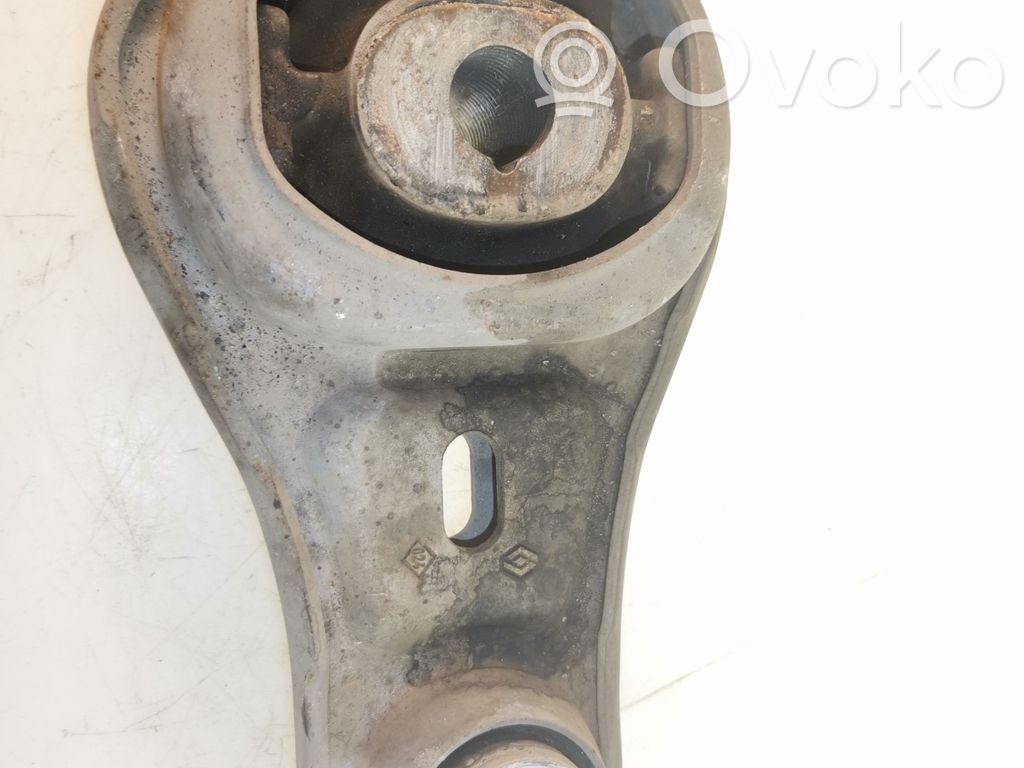 Opel Vivaro Engine mount bracket 