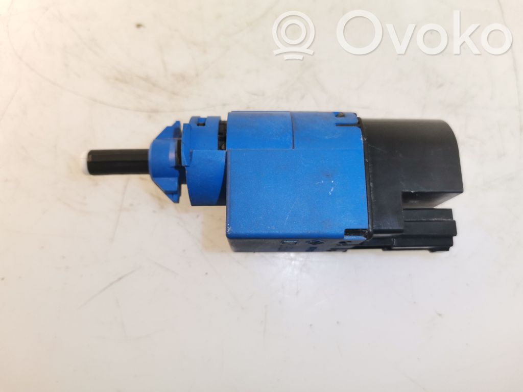Renault Clio III Interruptor sensor del pedal de freno 
