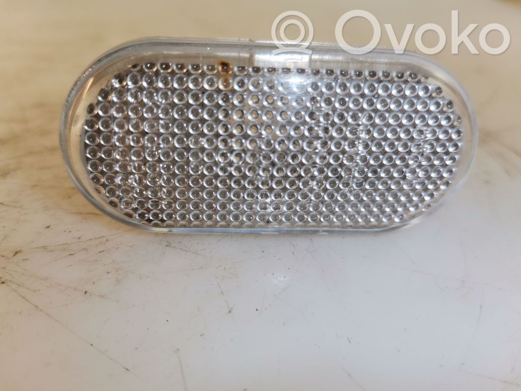 Renault Kangoo II Front fender indicator light 
