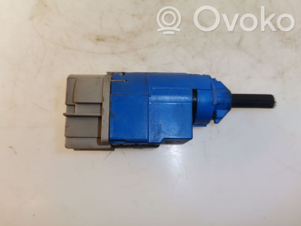 Renault Clio III Brake pedal sensor switch 