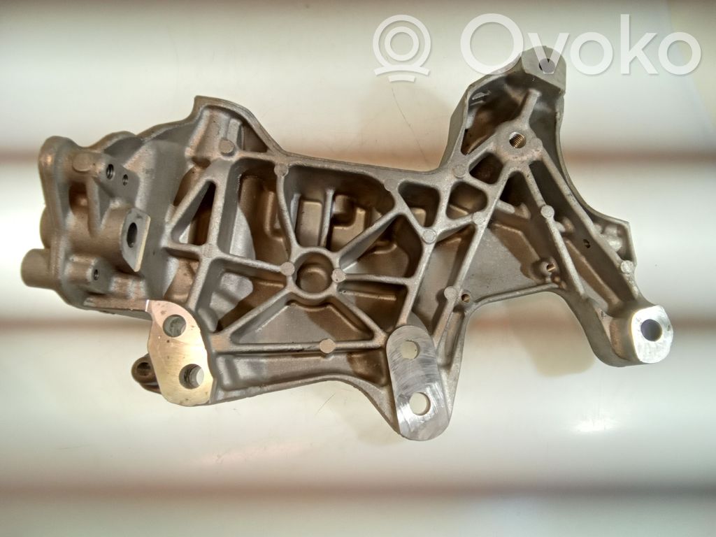 Renault Trafic III (X82) Engine mounting bracket 
