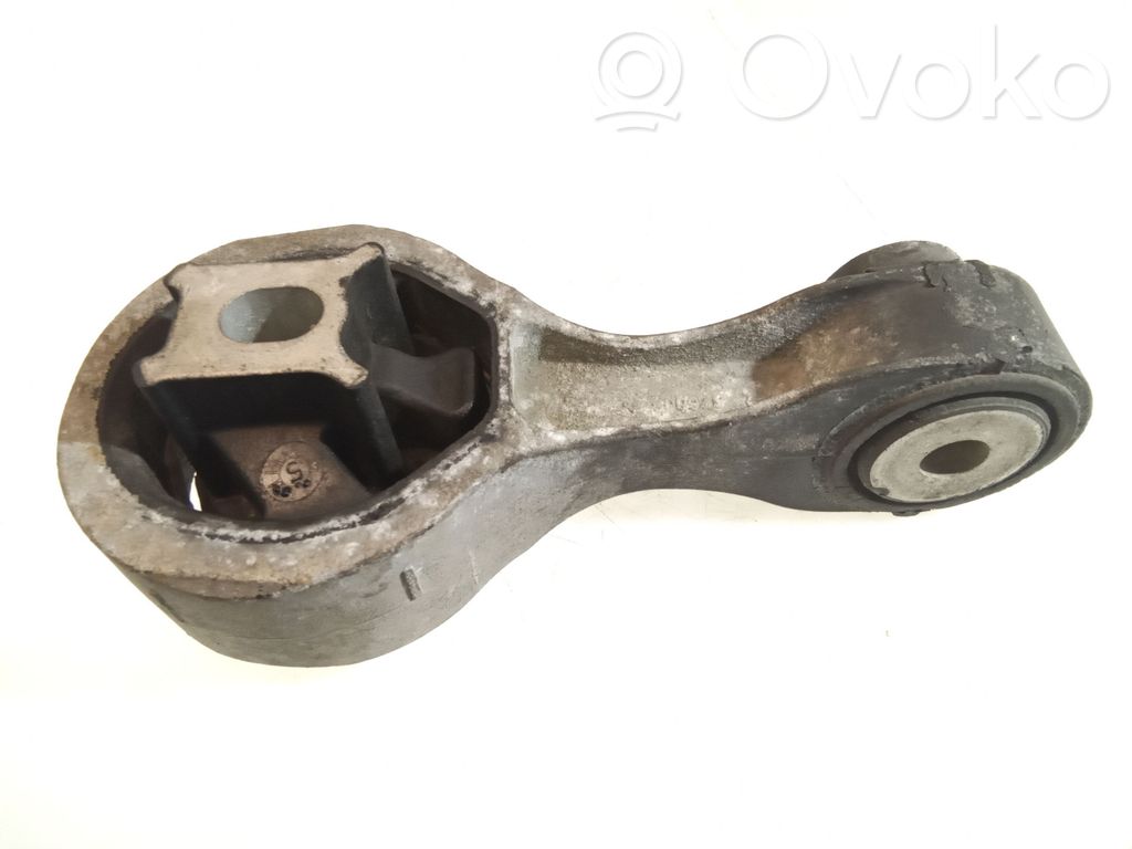 Opel Vivaro Engine mount bracket 