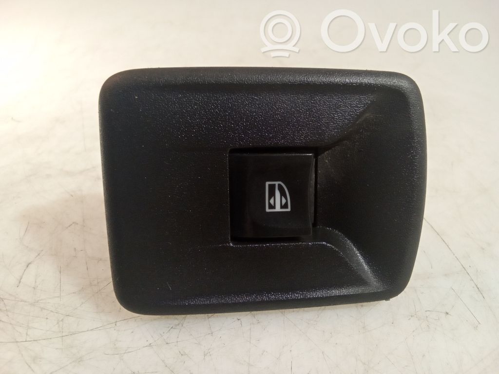 Renault Trafic III (X82) Electric window control switch 