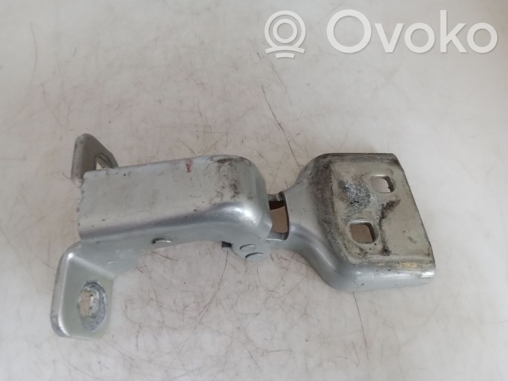 Opel Movano B Front door lower hinge 