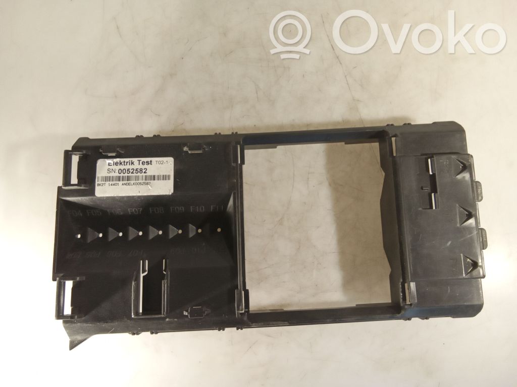 Ford Tourneo Custom Fuse box cover 