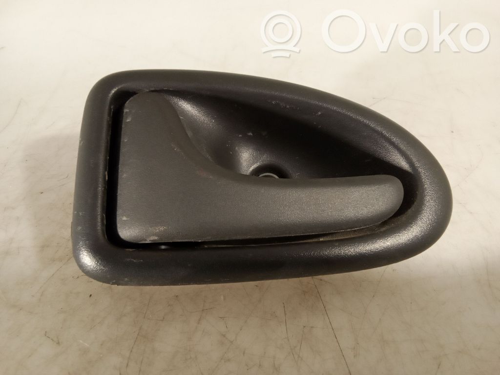 Opel Vivaro Manecilla interna puerta delantera 