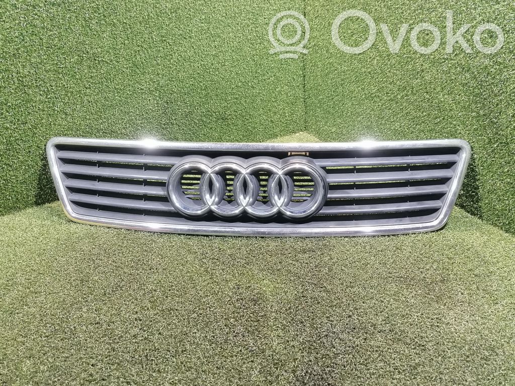 Audi A6 S6 C5 4B Priekšējais režģis 