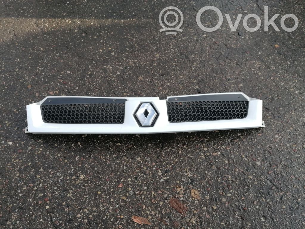 Renault Master II Front grill 