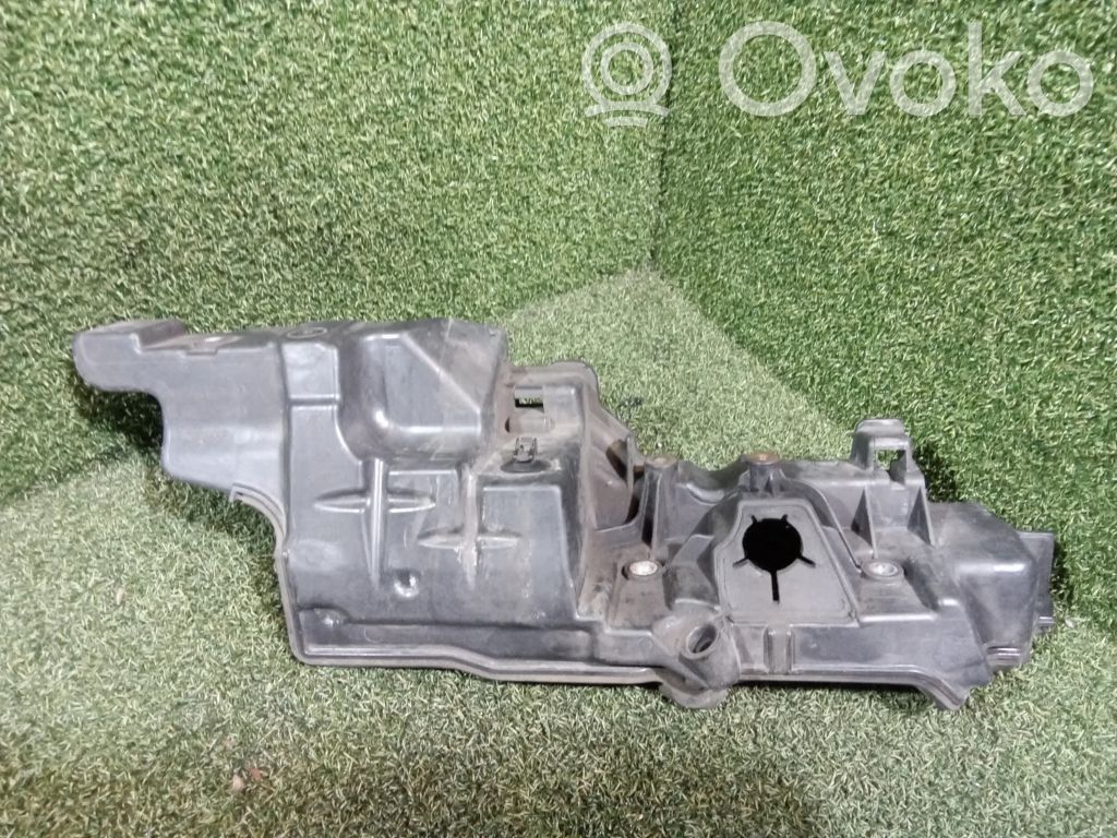 Renault Kangoo II Osłona górna silnika 