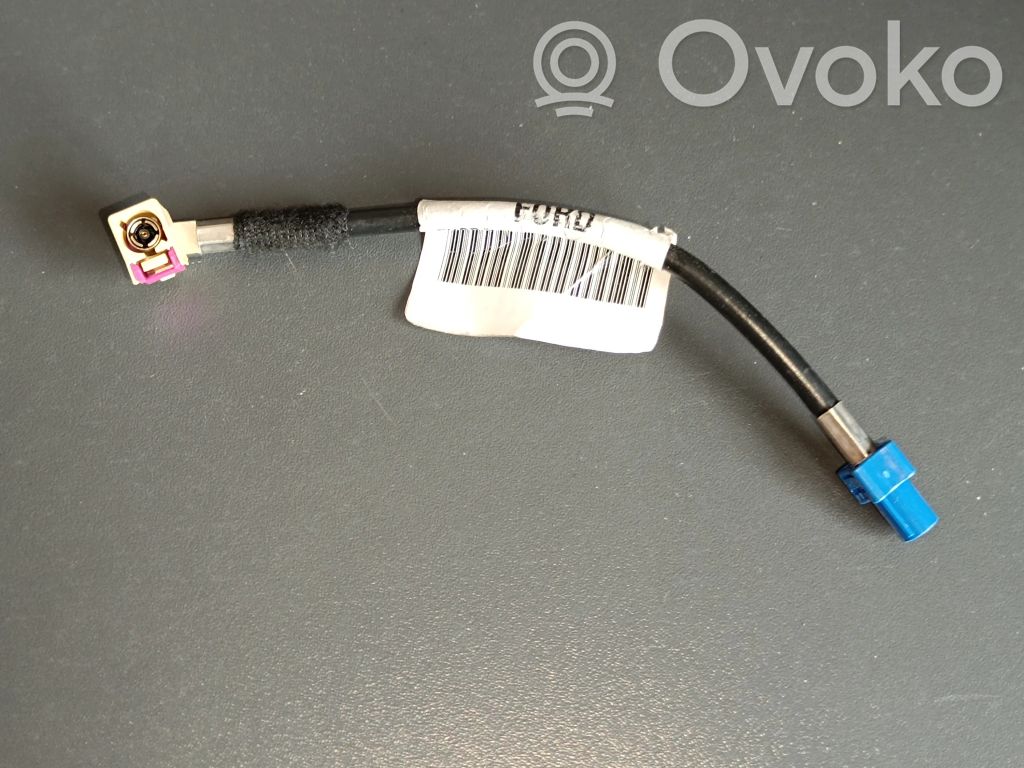 GPS-pystyantenni   KK2T18812XC