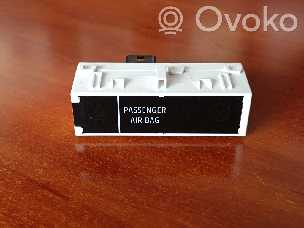 Mercedes-Benz Citan II W420 Passenger airbag on/off switch 