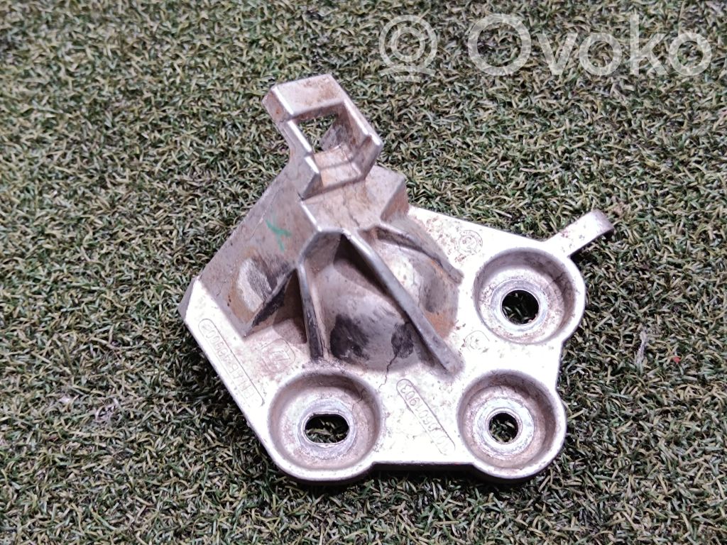Toyota Proace Engine mounting bracket 