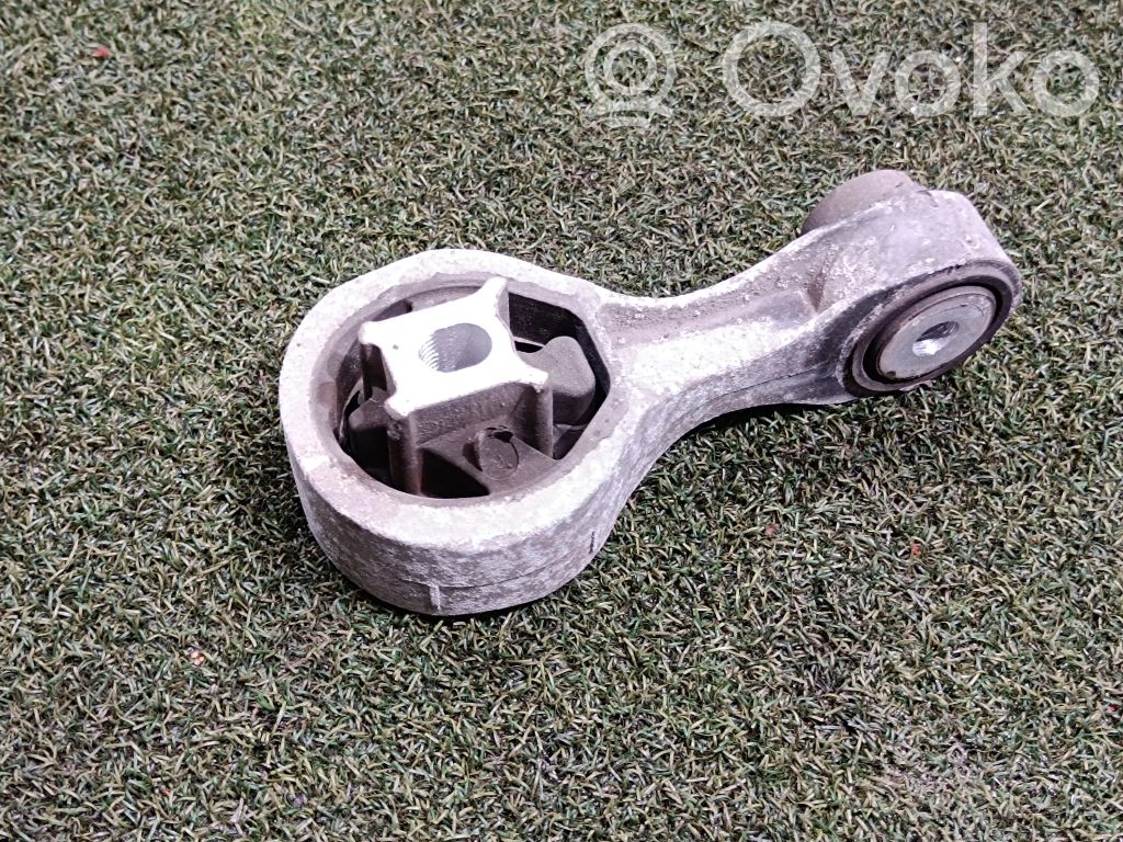Opel Vivaro Engine mount bracket 