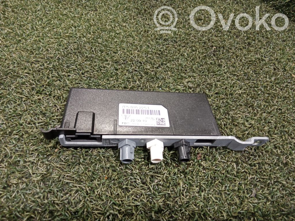 Porsche Cayenne (92A) Antenos stiprintuvas 
