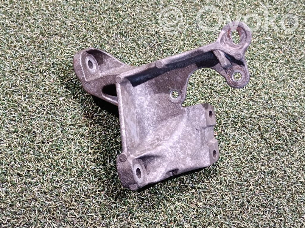 Opel Movano B Other engine bay part 