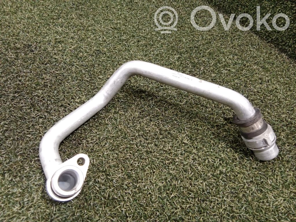 Porsche Cayenne (9Y0 9Y3) Conductă/furtun lichid de răcire motor 