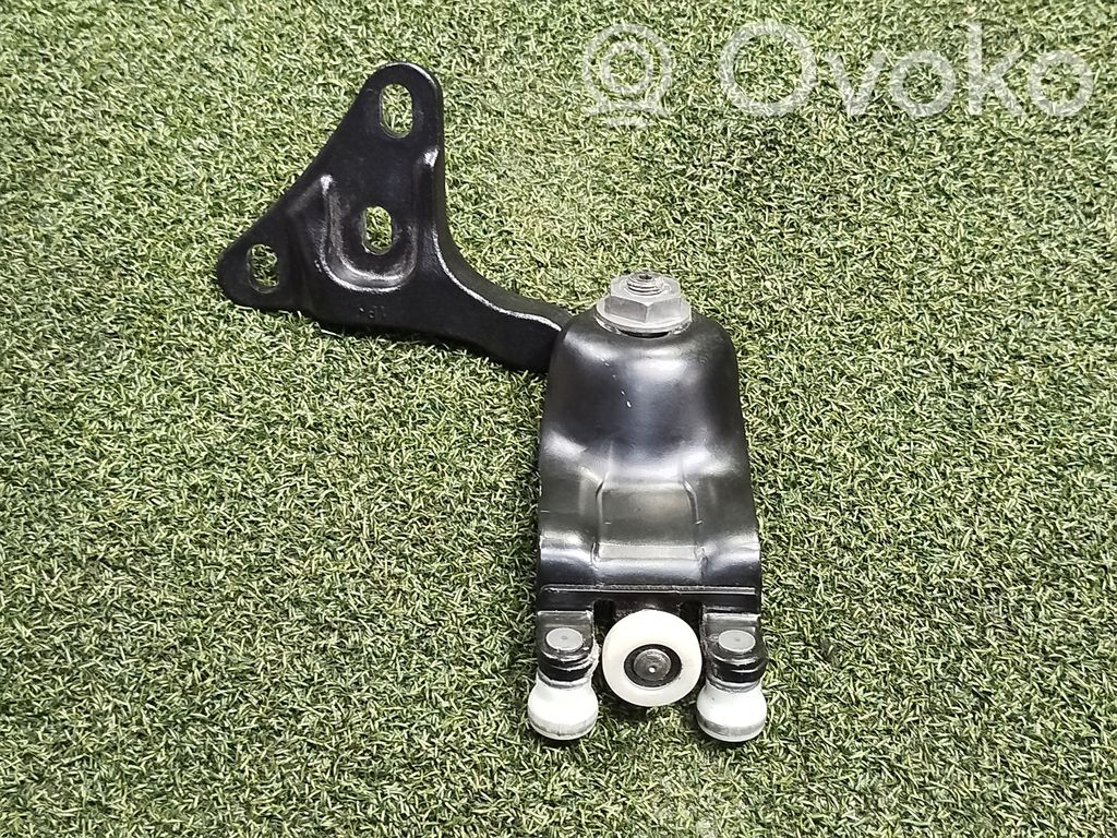 Ford Transit VII Sliding door upper roller guide/hinge 