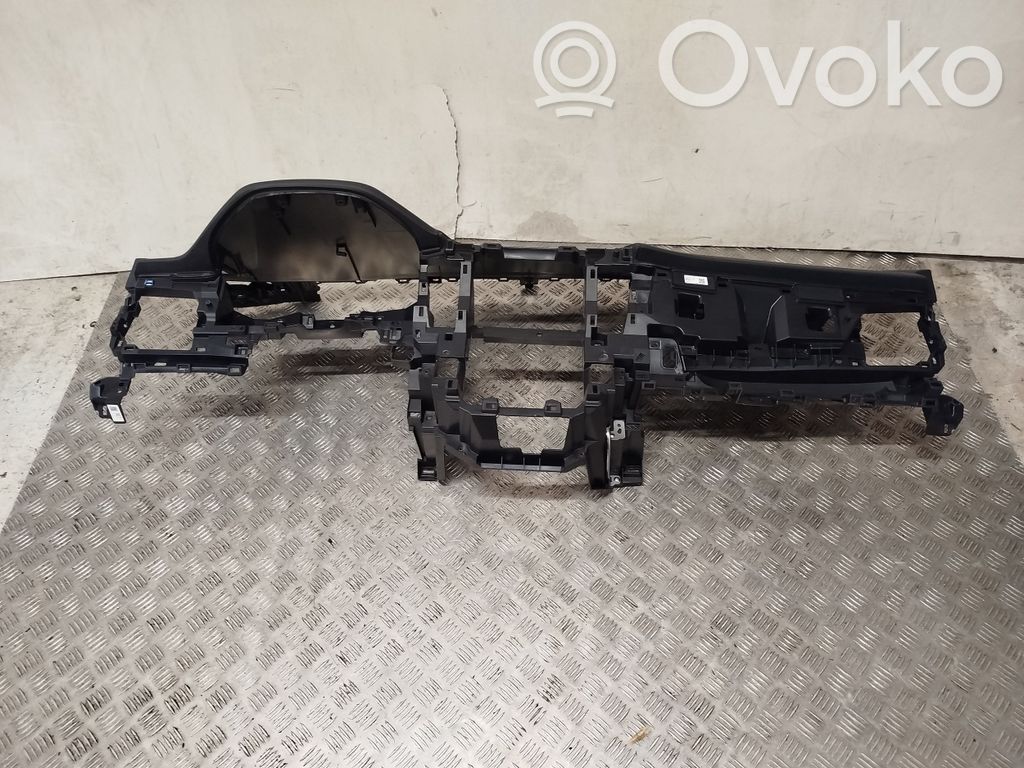 Subaru Outback (BT) Cruscotto 