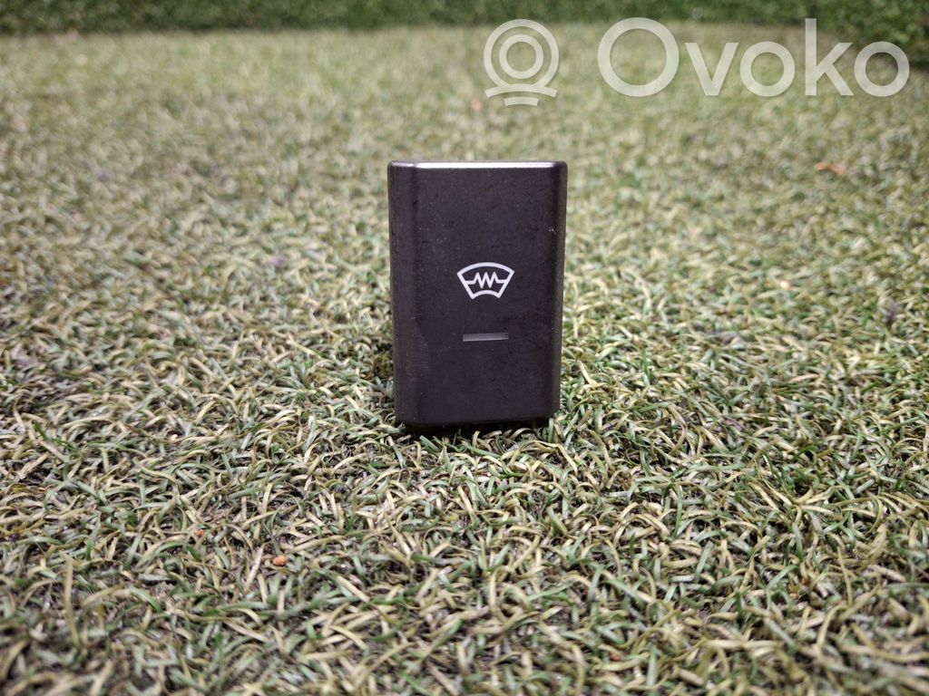 Ford Mondeo MK V Windscreen/window heater switch 
