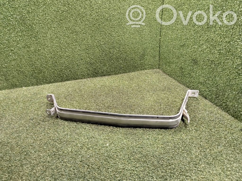 Subaru Outback (BT) Degvielas tvertnesturētājs (-i) 