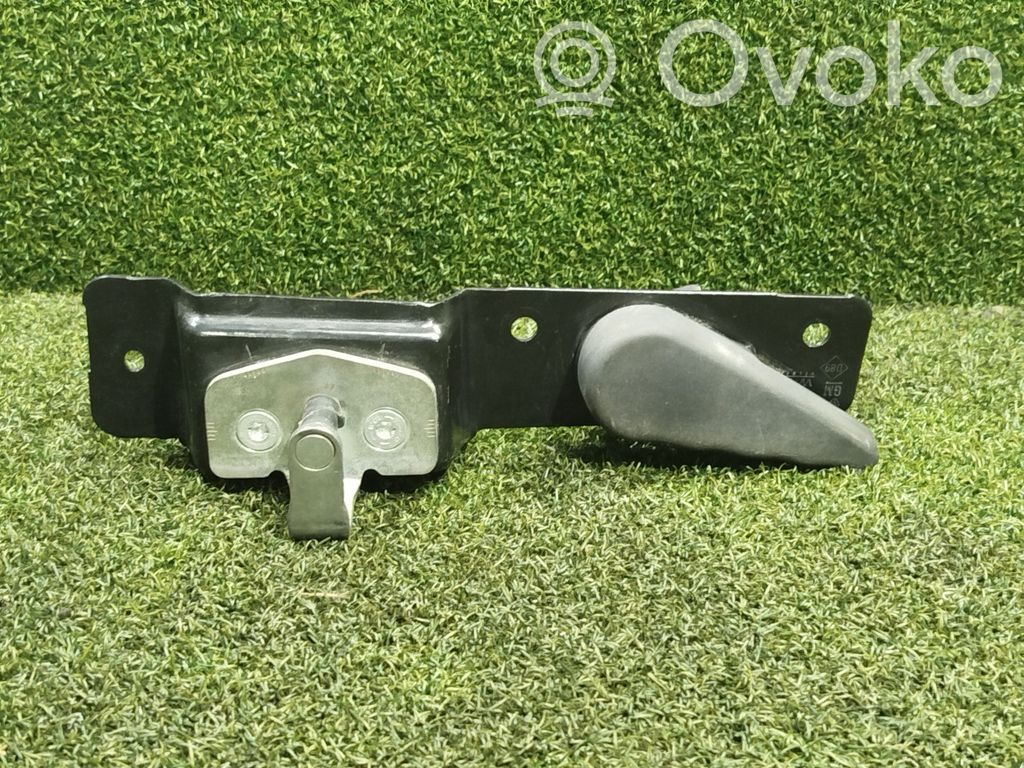Nissan NV300 Loading door interior handle 