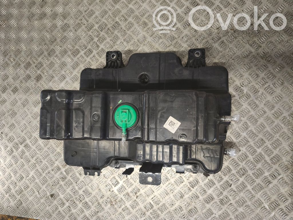Renault Master III AdBlue šķidruma tvertne 
